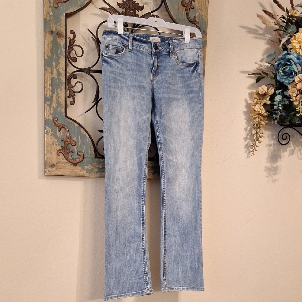 Aeropostale Light Blue Women's Boot Cut Jeans. NWOT Size 3/4